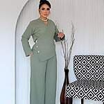 Three-button wrap top Set