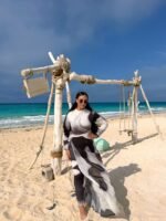 Black & White Burkini - Image 3