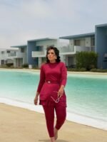 Burkini with Sun brooch - Image 4