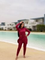 Burkini with Star brooch - Image 4