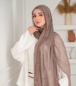 Thai Ruffled Hijab with Lace Detail ( Dusty Mink ) - Image 3