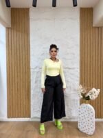 Plain Wide-Leg Pants with Crease - Image 4